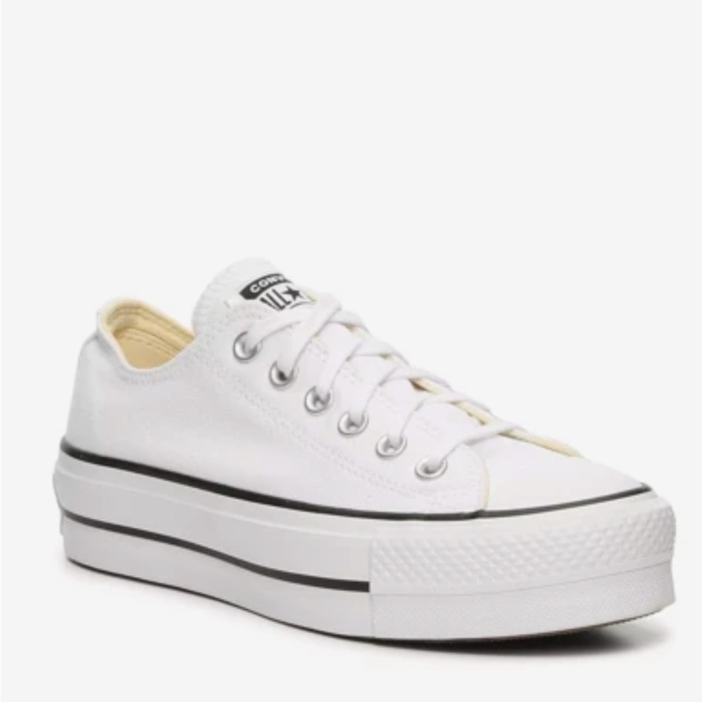 Converse Chuck Taylor Platform Sneaker - Women's